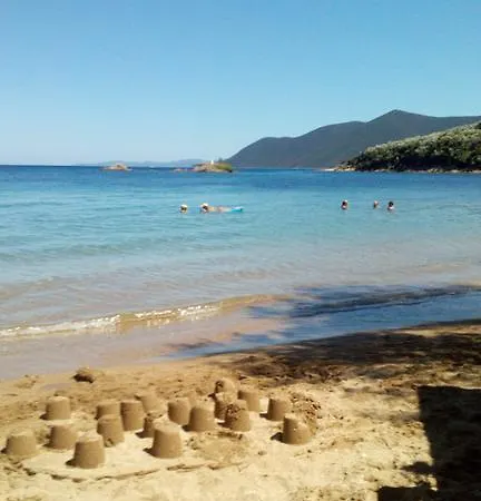 Theoxenia Πτελεός