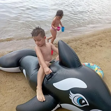 شقة Theoxenia Pteleós