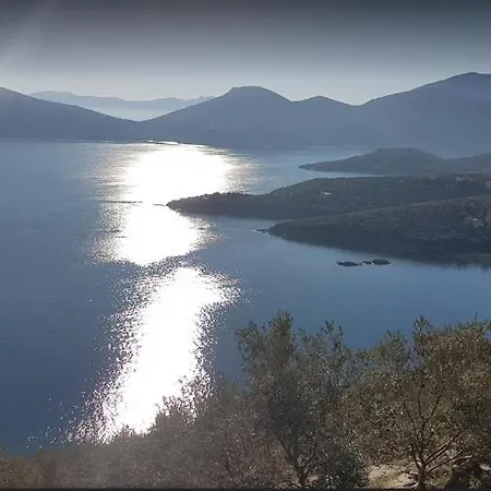 Theoxenia Apartamento Pteleós