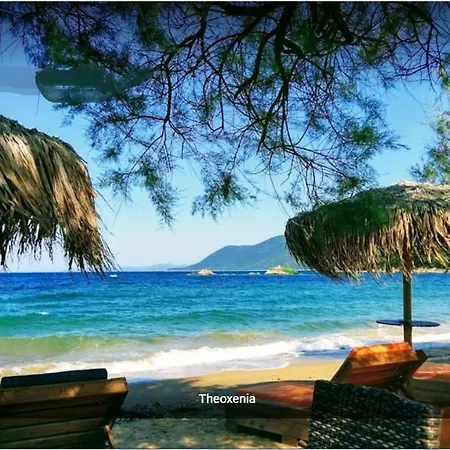 Theoxenia Apartment *